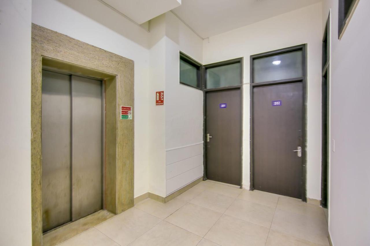 Hotel O Dream View Near Omaxe Celebration Mall Gurgaon Exterior foto